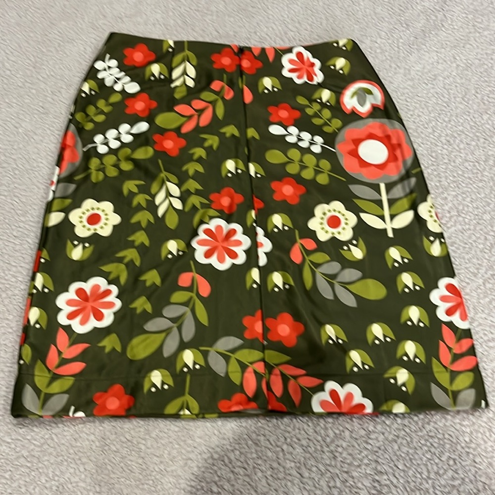 MISSLOOK Floral Green Skirt Size 2XL Great Pre-Owned Condition - Picture 2 of 5
